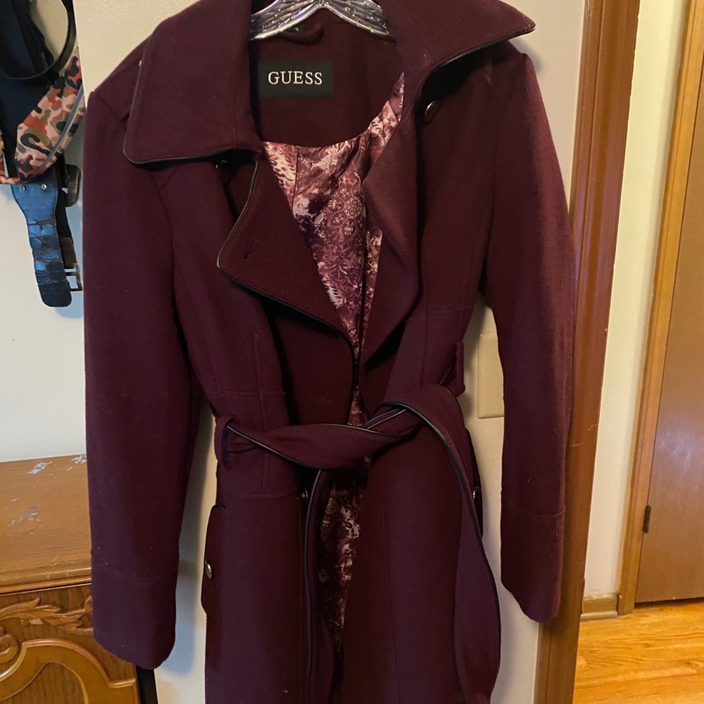 Large Guess stylist trench coat